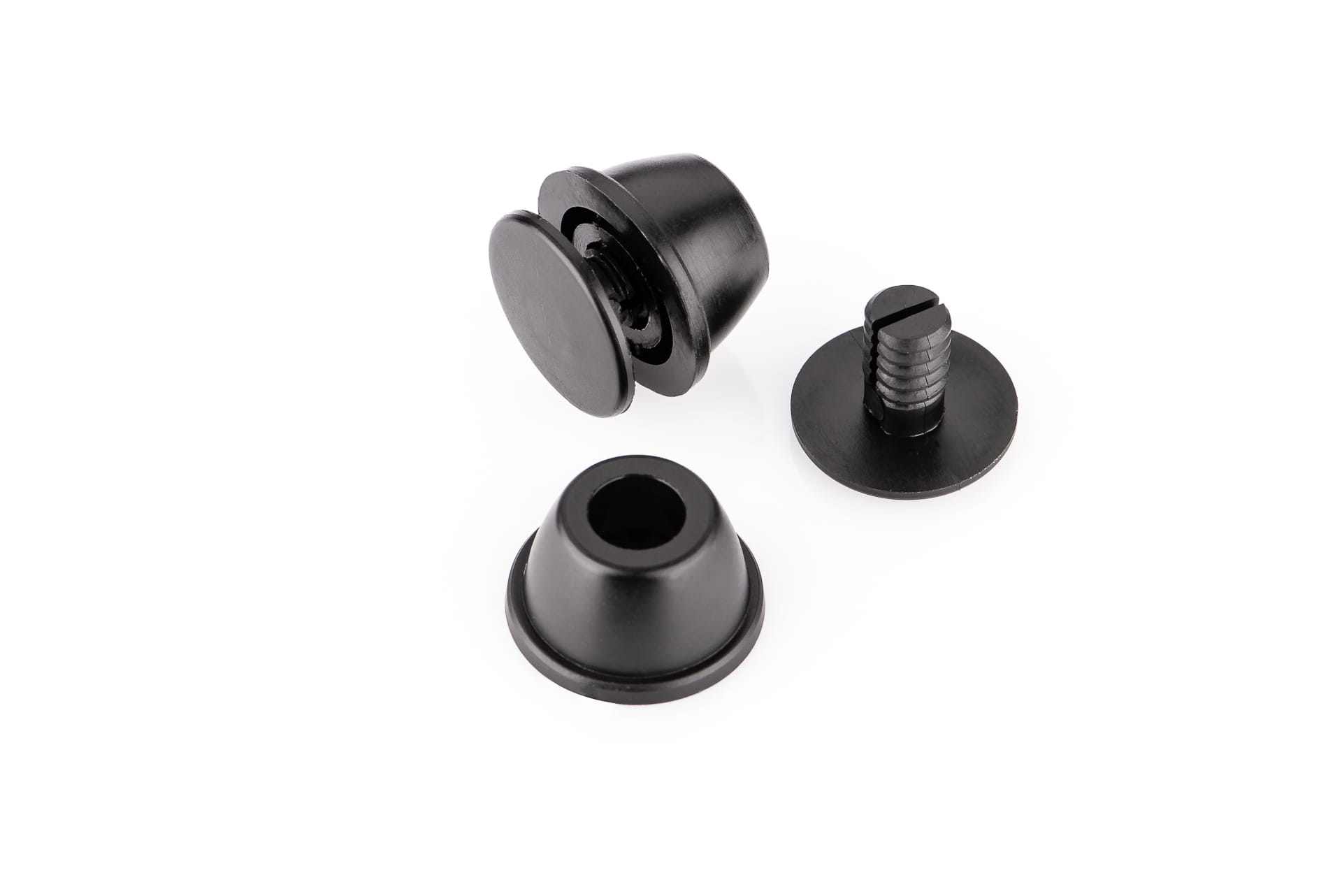 taschenfüße-standfüße-für-taschen-und-rucksäcke-in-schwarz